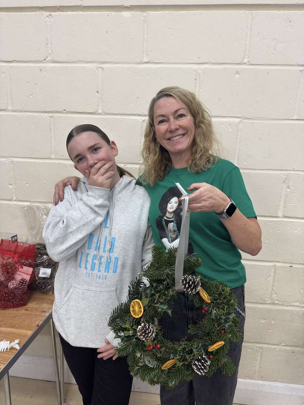 Families make Christmas Wreaths